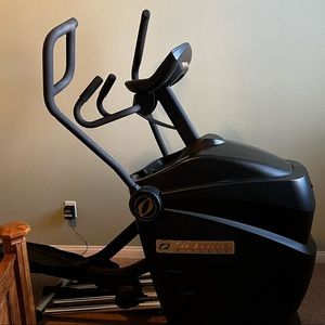 PROFESSIONAL Elliptical
